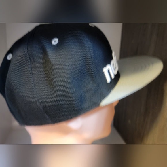 BNWT Neff Adjustable Snapback Hat - Picture 3 of 5